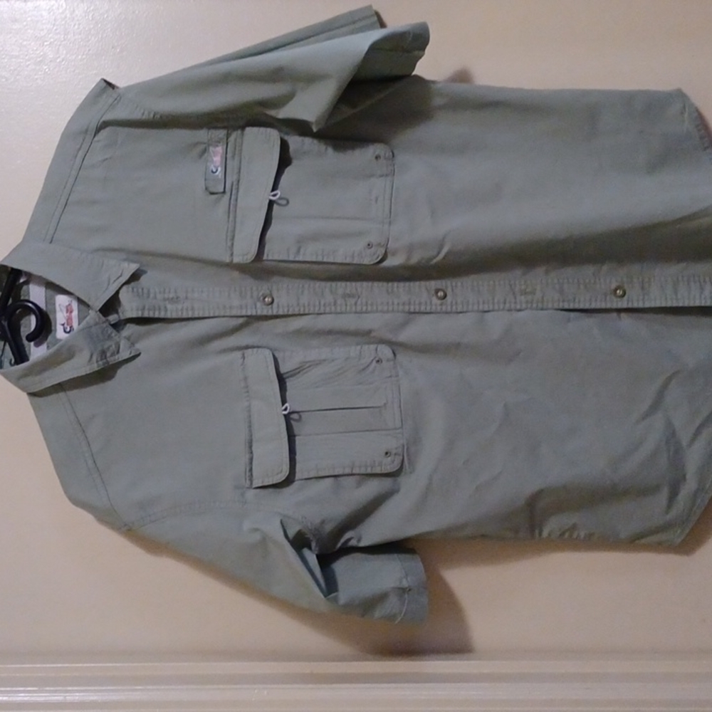 World Wide Sportsman button down shirt